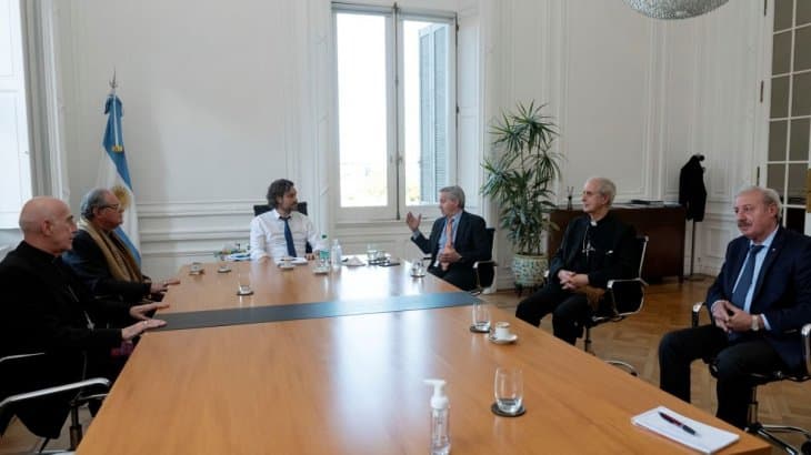 Gobierno acordó con el Episcopado la reapertura de las iglesias