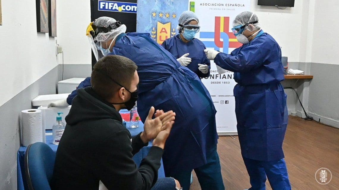 Vuelve el fútbol en Uruguay: comenzaron los hisopados a todos los planteles