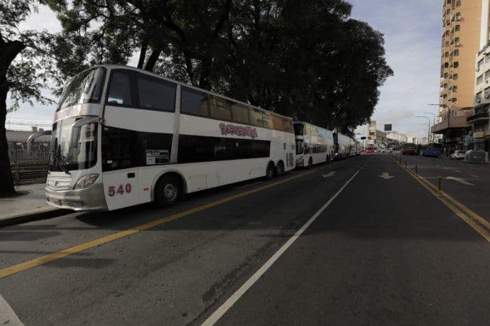 AMBA: refuerzan con micros los servicios de trenes de las líneas Roca, Sarmiento y San Martín
