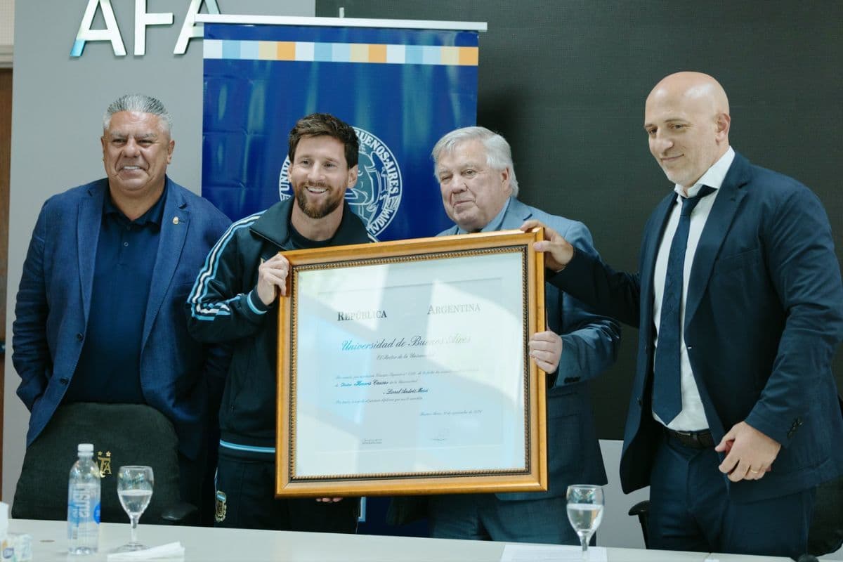 Messi recibe el Doctorado Honoris Causa de la UBA