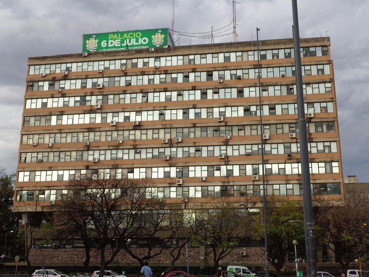 Tras el caso de Agostina Vega, Córdoba aprobó nuevos requisitos para los empleados municipales