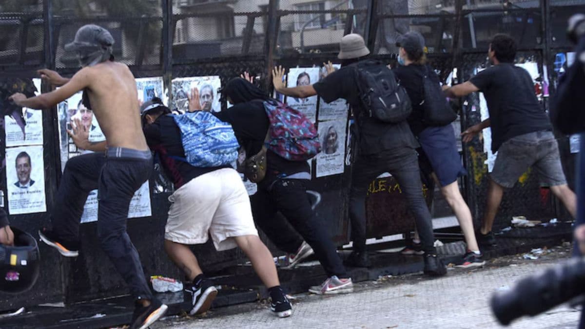 Featured image for: Gremios y piqueteros volverán a movilizarse al Congreso: el Gobierno prepara un fuerte operativo