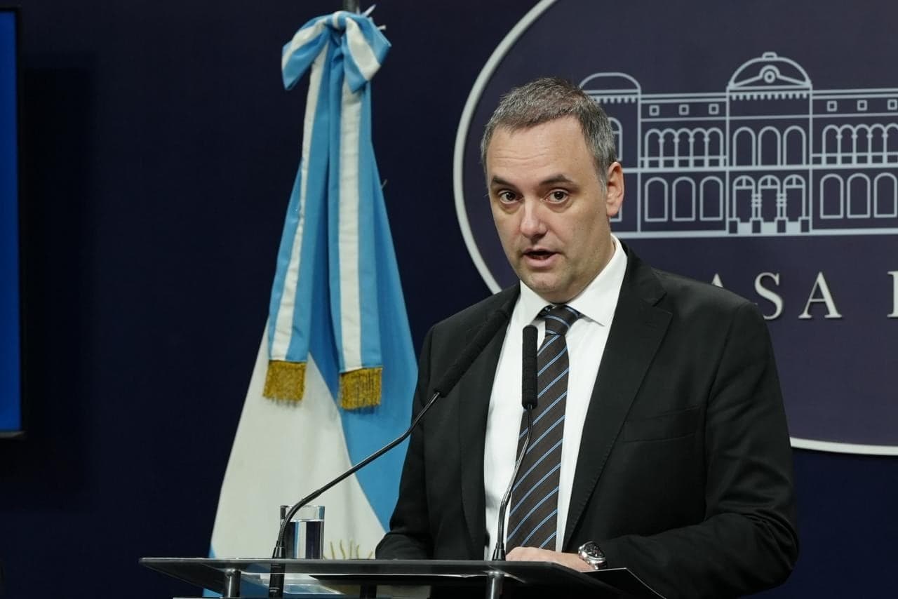 Featured image for: El Gobierno ganó tiempo en el Congreso por el escándalo de Adorni y busca salvar la relación con los aliados