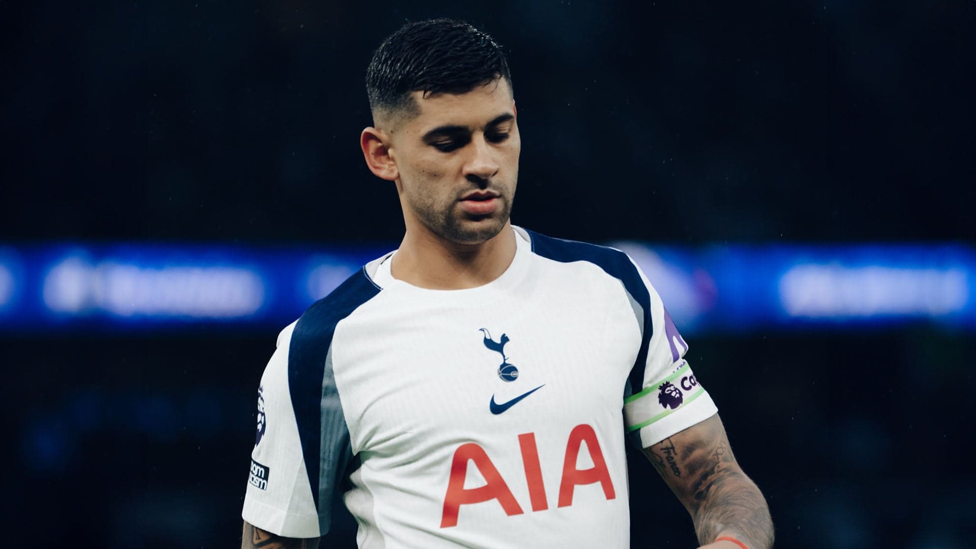 Featured image for: Fuertes críticas al Cuti Romero por viajar a Córdoba y no acompañar al Tottenham en el partido que define su futuro: “Es terrible”