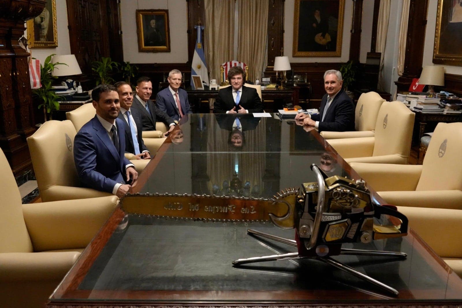 Featured image for: Javier Milei se reúne con el empresario Peter Thiel en Casa Rosada