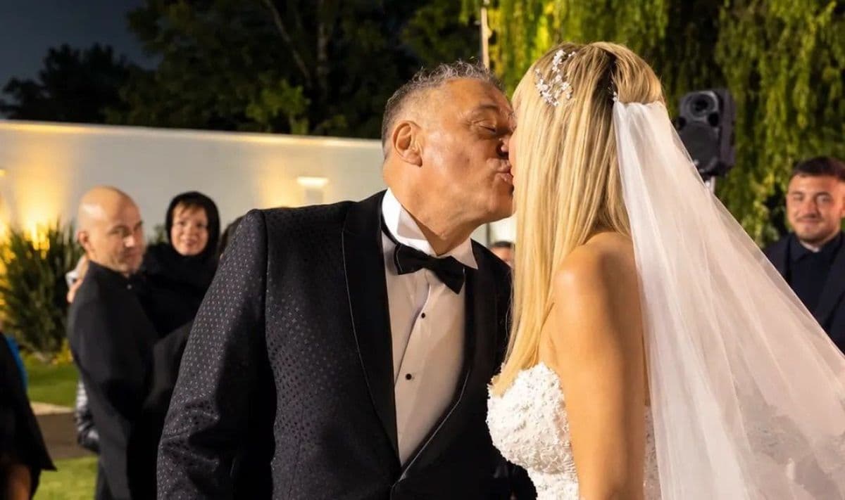 El Turco García y Mariela Prieto coronaron su amor en el altar tras tres décadas juntos