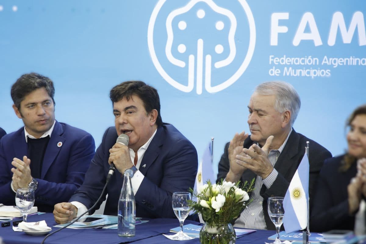 Fernando Espinoza cruzó a Javier Milei: “La crueldad no es un mérito”
