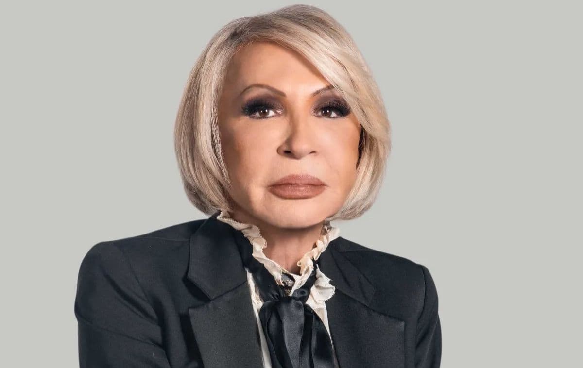 Operaron de urgencia a la conductora Laura Bozzo y se encuentra en estado delicado