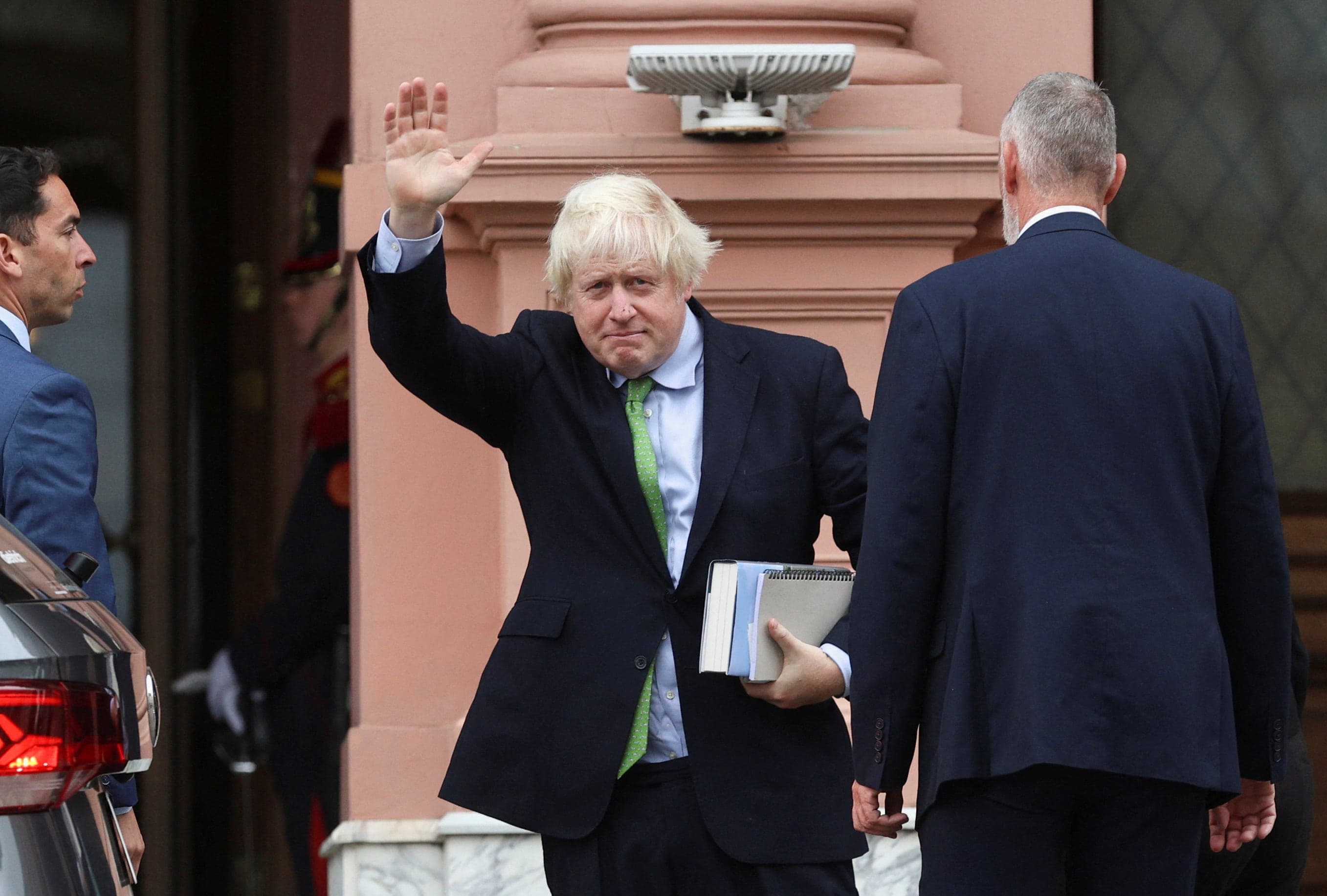 Tras el anuncio de Milei, el ex primer ministro británico Boris Johnson pidió refuerzos militares en las Malvinas