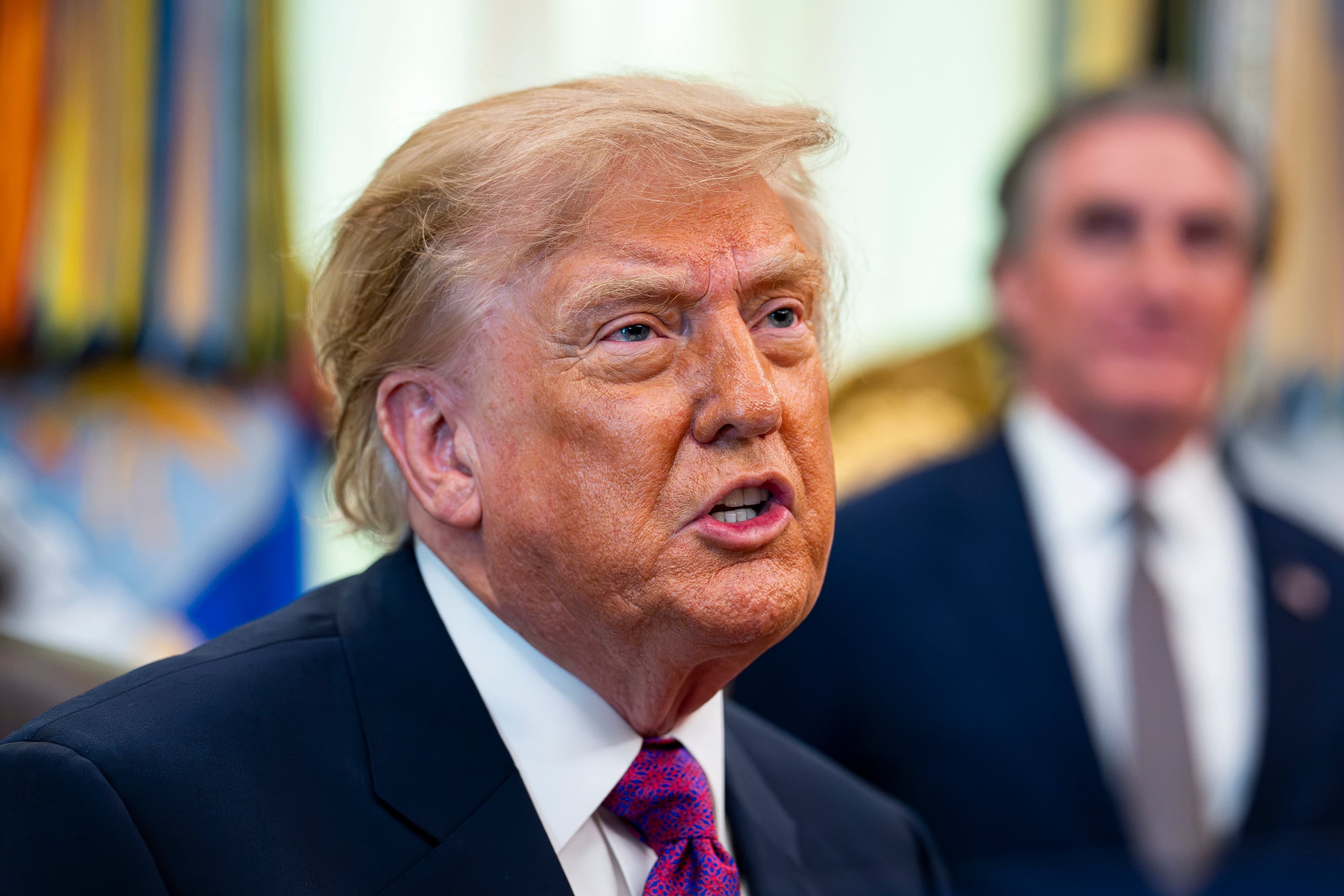 Trump afirmó que Estados Unidos podría revisar su postura sobre la soberanía argentina de las Islas Malvinas