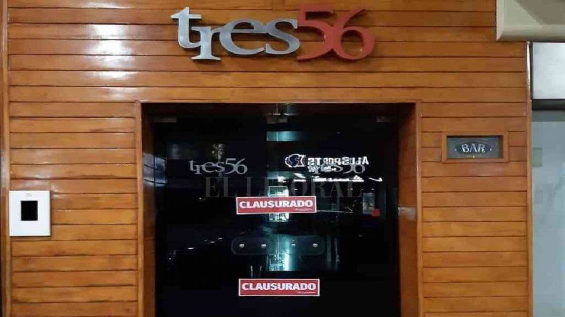 Escándalo en Rafaela: más de 300 personas armaron una fiesta por el Día del Amigo en plena cuarentena