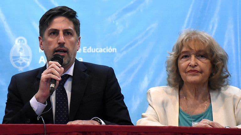 Renunció la viceministra de Educación de la Nación, Adriana Puiggrós