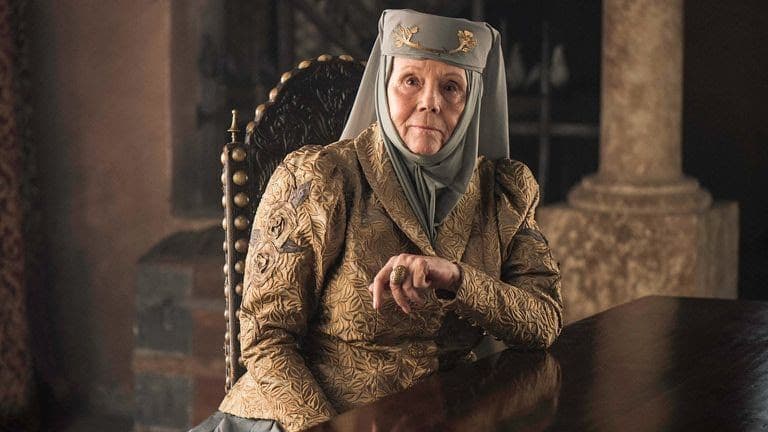 Murió Diana Rigg, famosa por su papel de Emma Peel en «Los Vengadores»