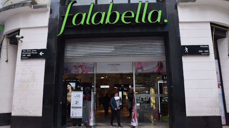 Sigue el éxodo de empresas: Falabella se quiere ir del país