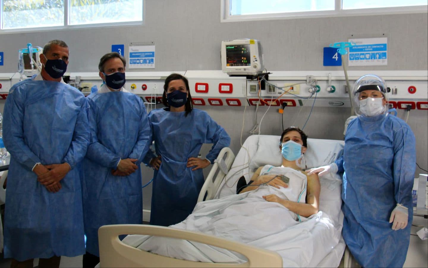En plena pandemia, un joven fue trasladado en vuelo sanitario y le realizaron una cirugía a corazón abierto