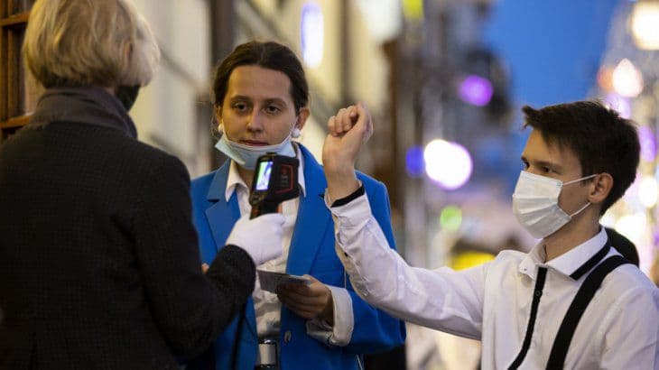 Segunda ola de coronavirus: Moscú restringe el uso del transporte público