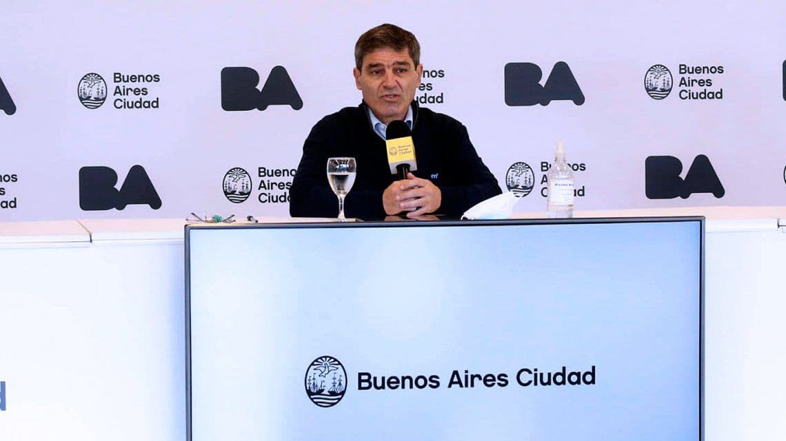 Día de la Madre: Fernán Quirós pidió que el domingo se festeje «de manera prudente»