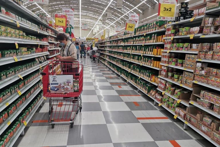 Voces a favor y en contra de la ley de etiquetado frontal de alimentos que ya cuenta con media sanción