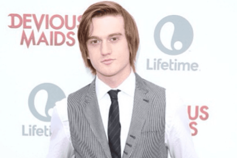 Asesinaron a Eddie Hassell, actor de Bones y Surface, cuando salía de la casa de su novia