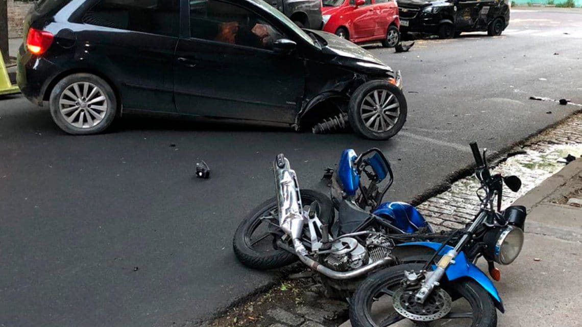 Choque fatal en Floresta: un motociclista murió al ser atropellado por un auto