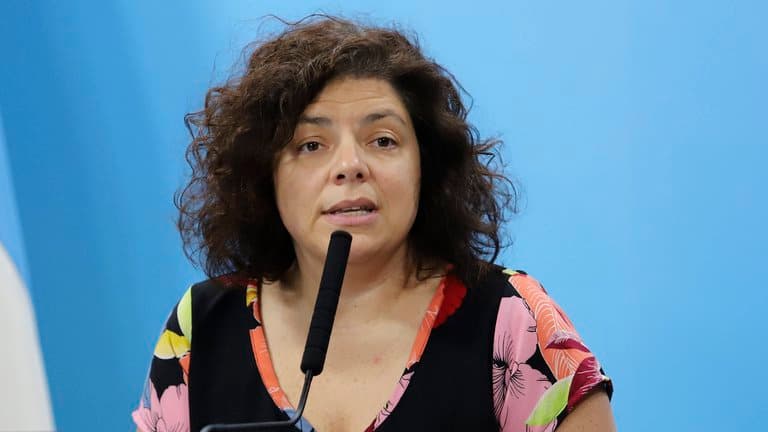Carla Vizzotti expone en Diputados