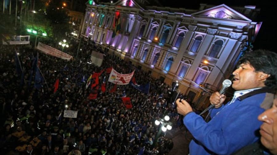 Evo Morales fue reelecto en Bolivia con el 60% de los votos