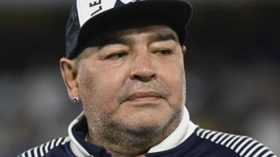 Maradona seguirá internado por un cuadro de abstinencia