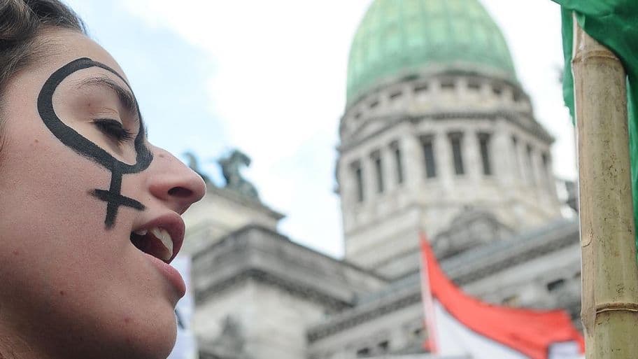 Según un sondeo, el proyecto del aborto podría obtener mayoría en Diputados