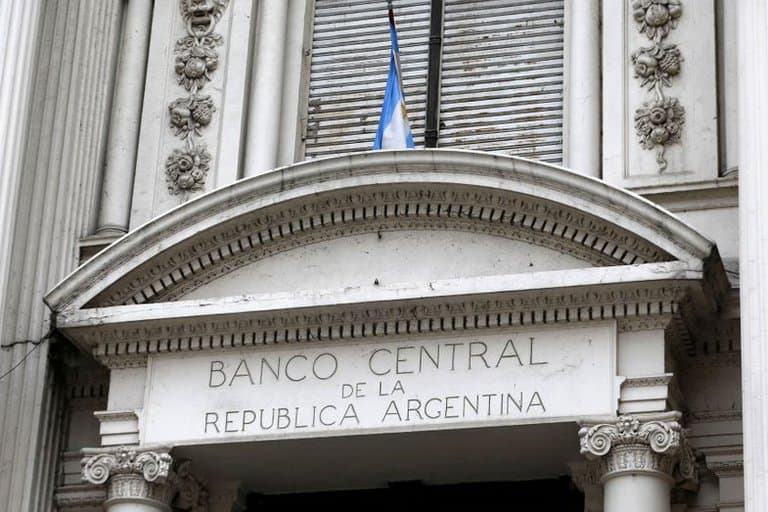 Otro mal día para el BCRA: vendió 180 millones de dólares de las reservas