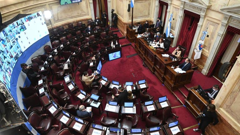 Diputados: avances en el proyecto de etiquetado frontal de alimentos y bebidas azucaradas