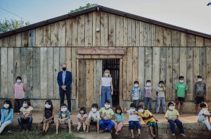 Fabiola Yañez recorrió obras de agua potable en municipios de Misiones