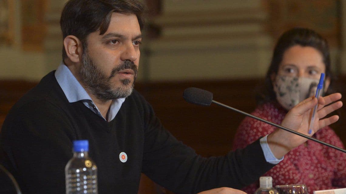 Marcha atrás en la Provincia: anulan las fiestas de hasta 200 personas