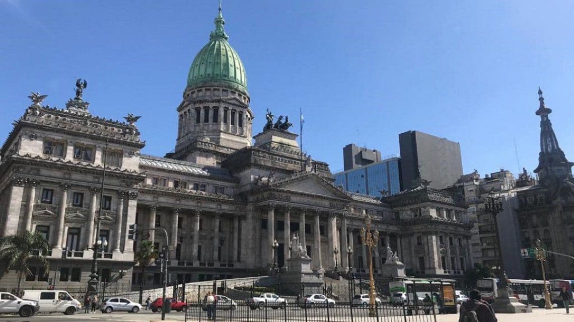 Este lunes arrancan las sesiones extraordinarias en el Congreso: los temas