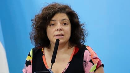 Vizzotti informó que se aplicaron 52.195 vacunas y que ya se envió la segunda tanda de dosis