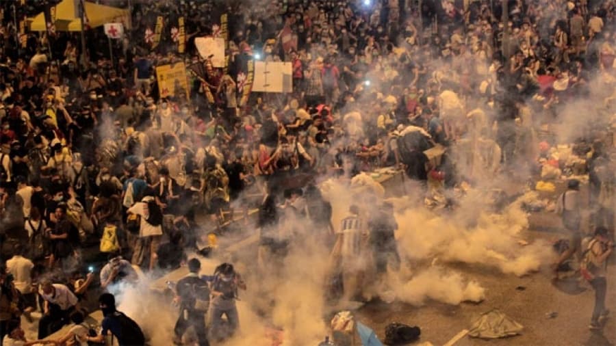 Los manifestantes de Hong Kong suspendieron diálogo con el gobierno