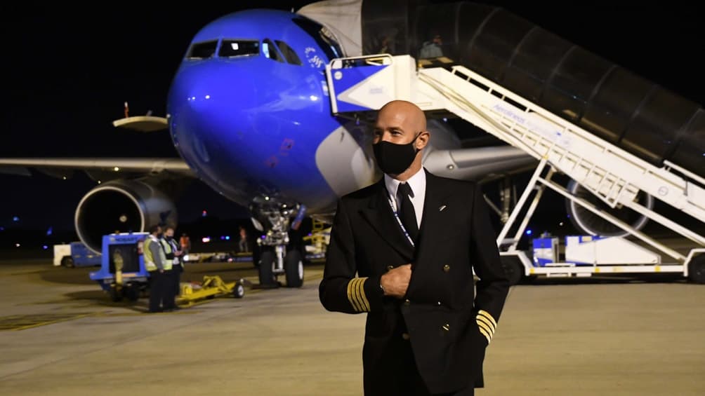 Se reactiva la provisión de vacunas contra el coronavirus con el cuarto vuelo de Aerolíneas a Moscú