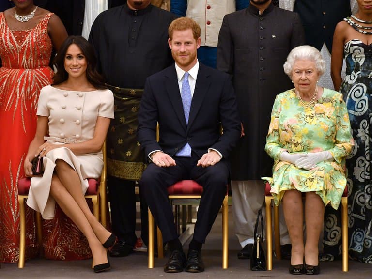 Harry y Meghan Markle renunciaron por completo a la Familia Real británica