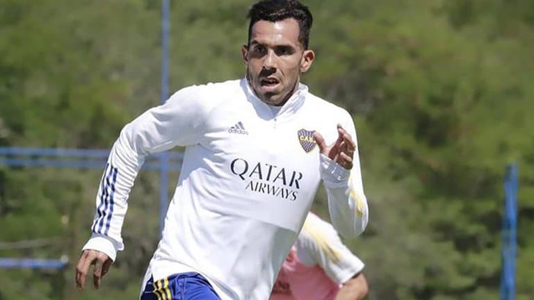 Carlos Tevez se reincorporó a los entrenamientos de Boca tras la licencia por la muerte de su padre