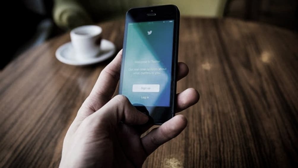 Twitter cancelará las cuentas que difundan noticias falsas sobre vacunas anticovid
