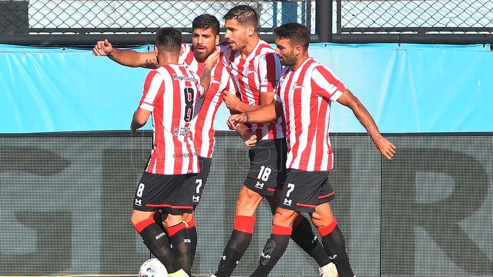 Estudiantes goleó a Arsenal y se afirma en la segunda ubicación de la Zona A
