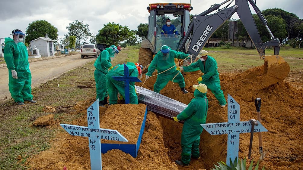 Brasil volvió a batir el récord de muertes diarias por coronavirus