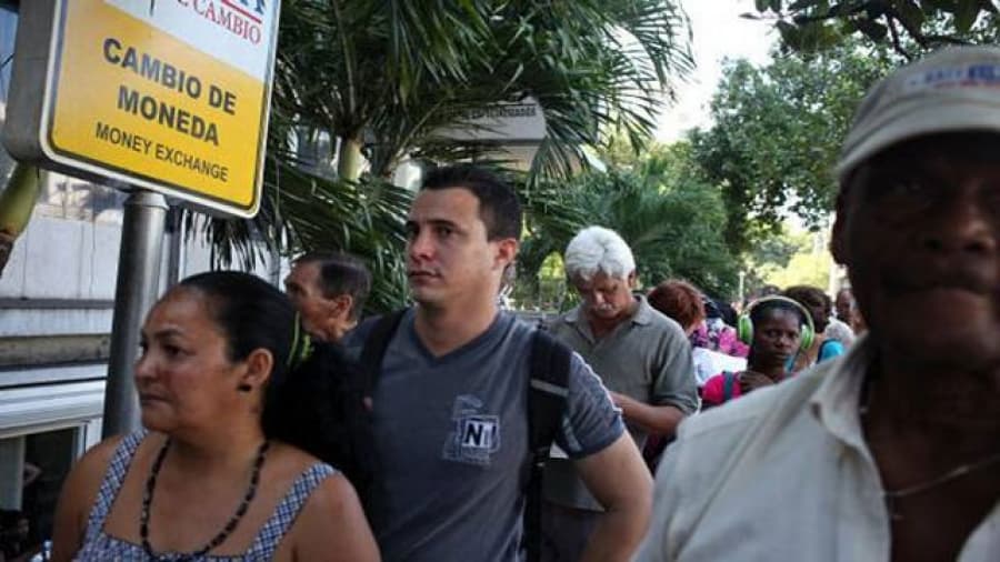 Cuba apura la unificación monetaria