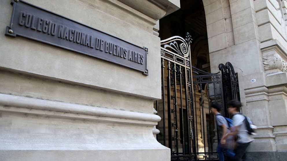 La UBA asegura que habrá clases presenciales en el Nacional Buenos Aires pese a la amenaza de un gremio minoritario