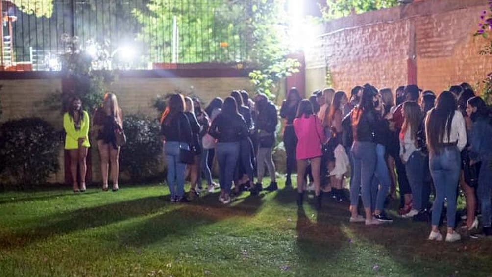En Formosa, multarán a quienes organicen o asistan a fiestas clandestinas