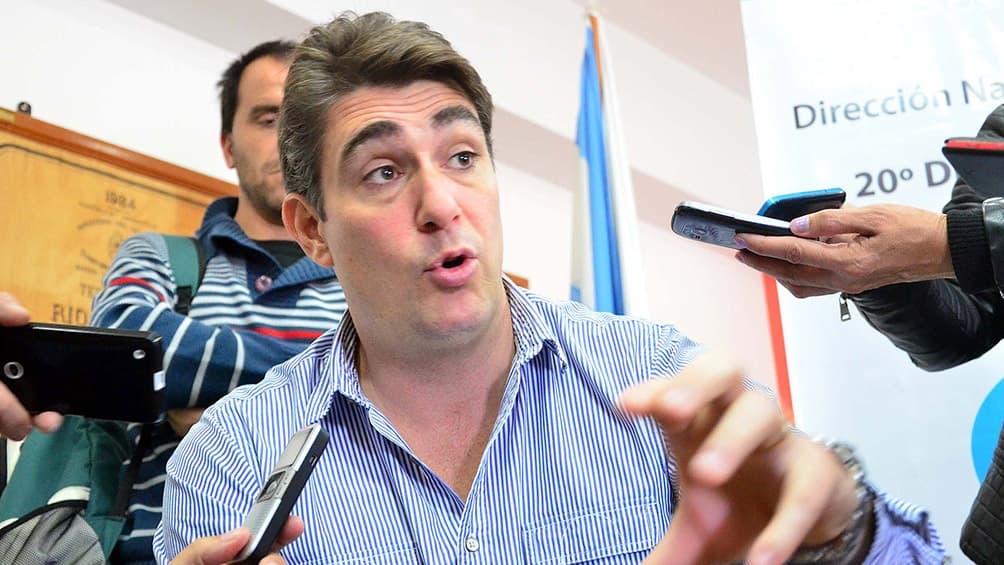 Procesan a dos exfuncionarios de Vialidad por cursos de oratoria de Iguacel y otros gastos
