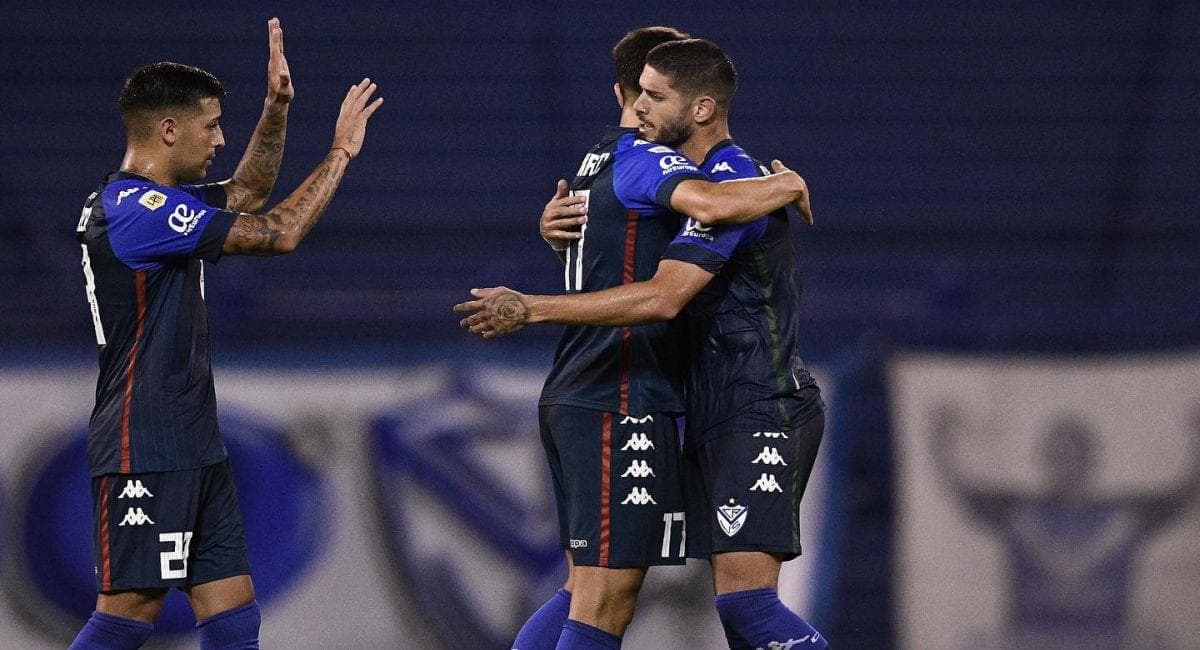 Vélez recibe a La Calera de Chile con la chance de conseguir la clasificación