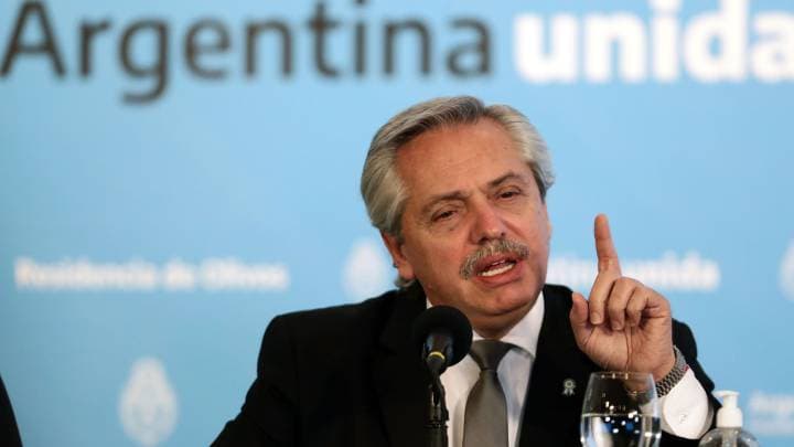 Alberto Fernández señaló «que en dos semanas» se verán los efectos del aislamiento estricto