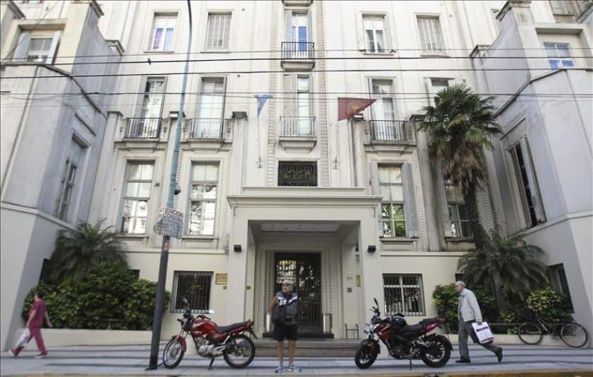 El jefe de terapia intensiva del Otamendí señaló «que los contagios tienen que ver con las escuelas»