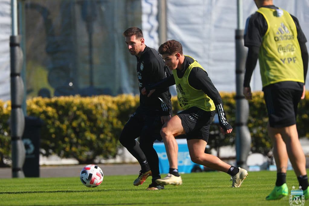 Con Messi desde el comienzo, Argentina recibe a Chile en Santiago del Estero