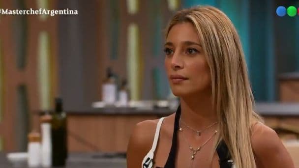 Sol Pérez entró al estudio de Masterchef Celebrity patinando y aseguró: “Espero no patinar en la cocina”